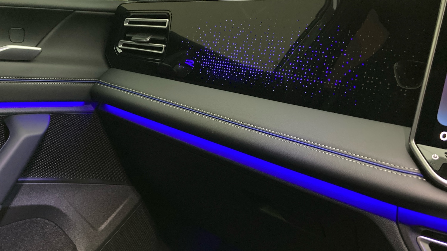 Used Volkswagen Tiguan 2026 for sale - 78045417: Photo 36