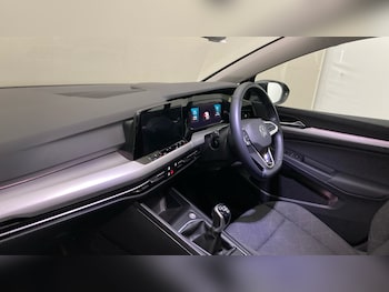 Used Volkswagen Golf 2023 for sale - 78198667: Photo