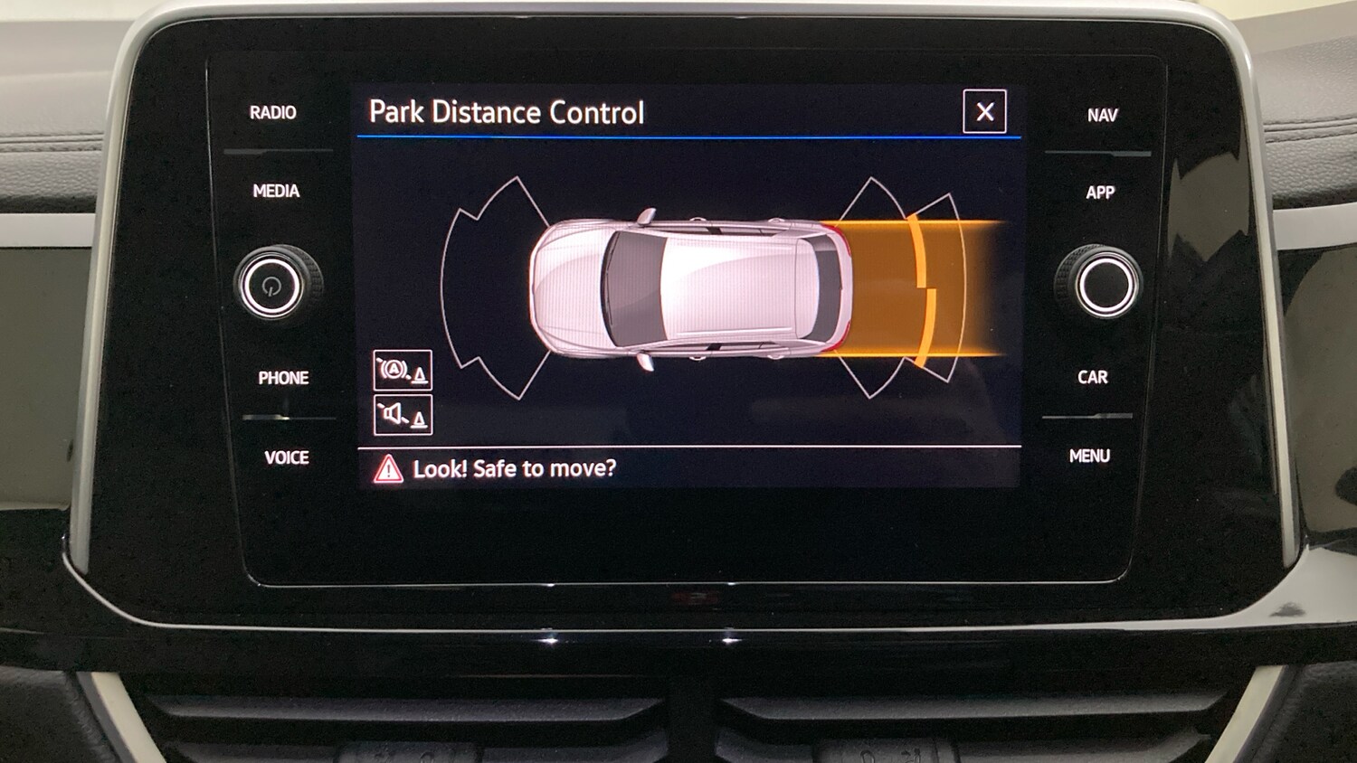 Used Volkswagen T-Roc 2023 for sale - 77689149: Photo 25