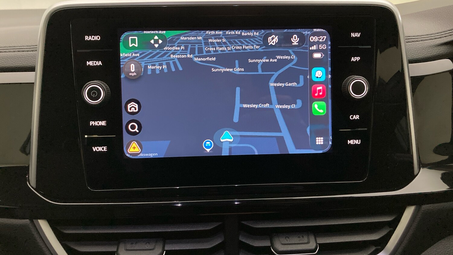 Used Volkswagen T-Roc 2023 for sale - 77689149: Photo 27