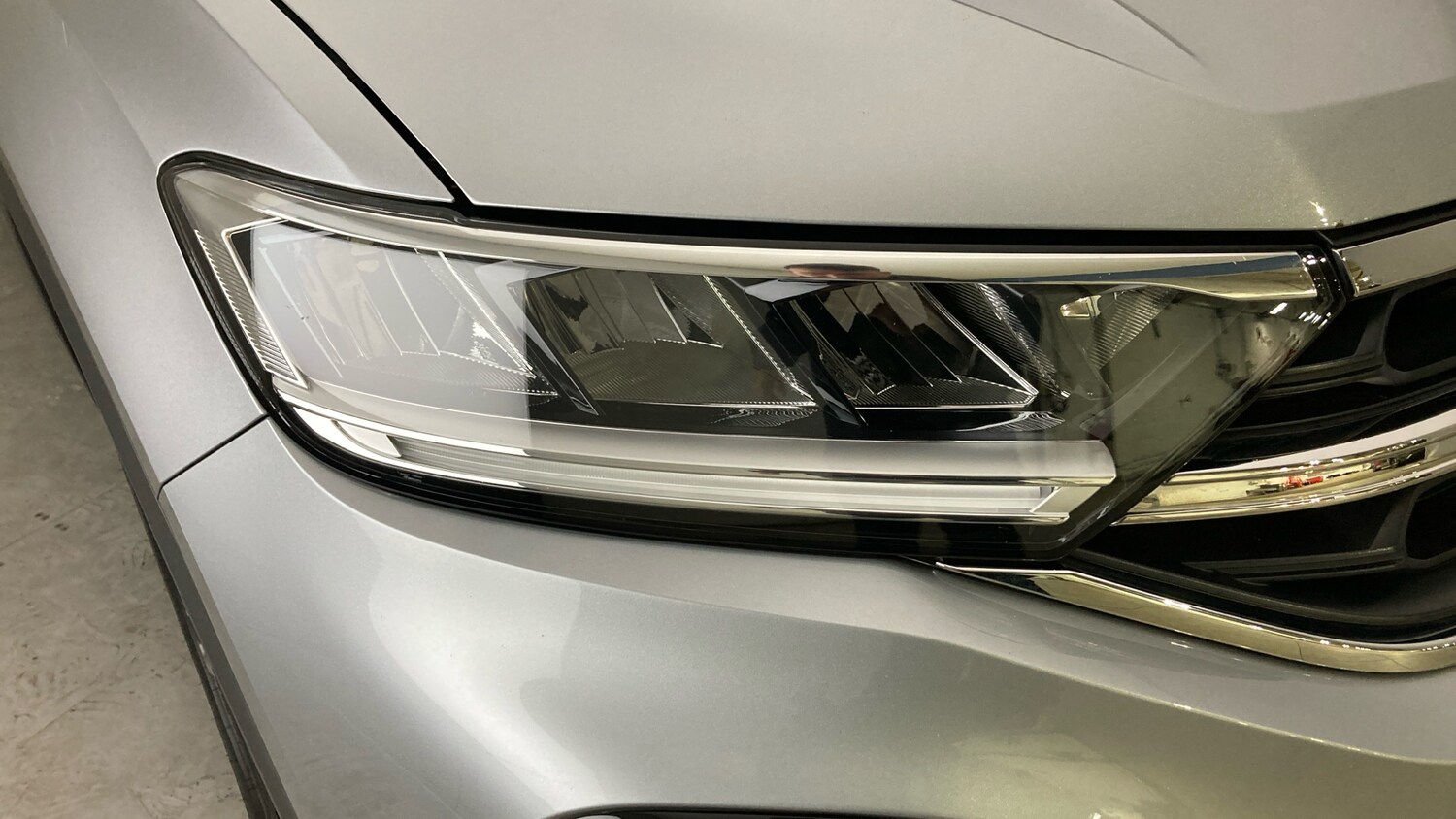 Used Volkswagen T-Roc 2023 for sale - 77689149: Photo 34