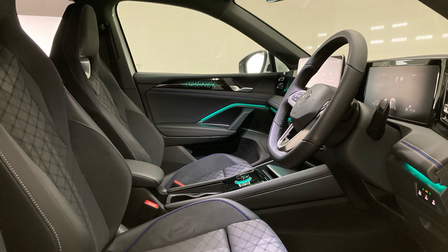 Used Volkswagen Tiguan 2024 for sale - 77997434: Photo 15