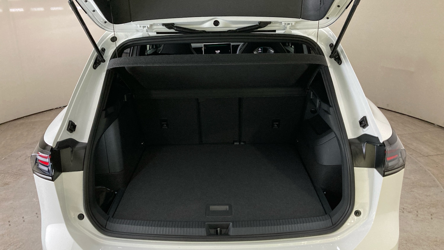 Used Volkswagen Tiguan 2024 for sale - 77997434: Photo 20