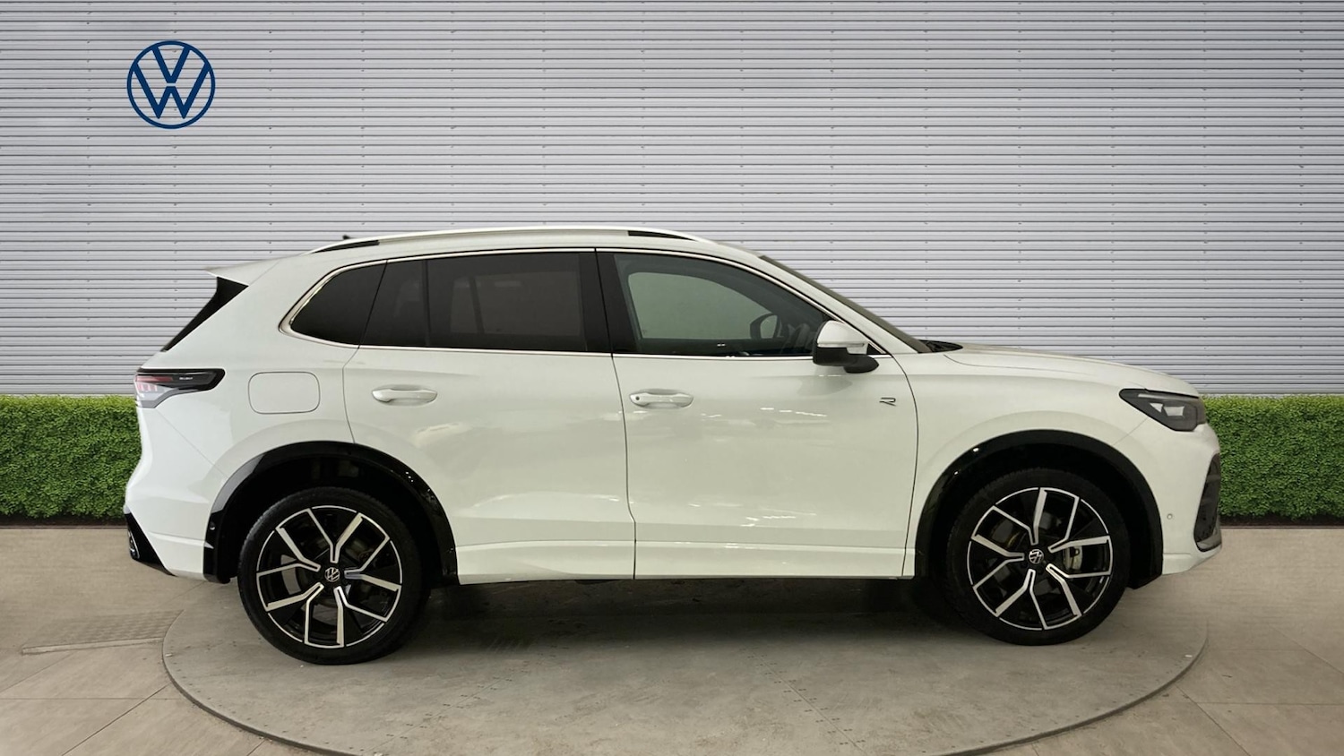 Used Volkswagen Tiguan 2024 for sale - 77997434: Photo 4