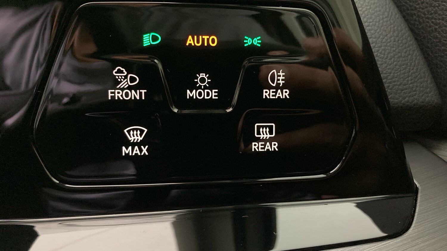 Used Volkswagen Golf 2023 for sale - 78131690: Photo 30