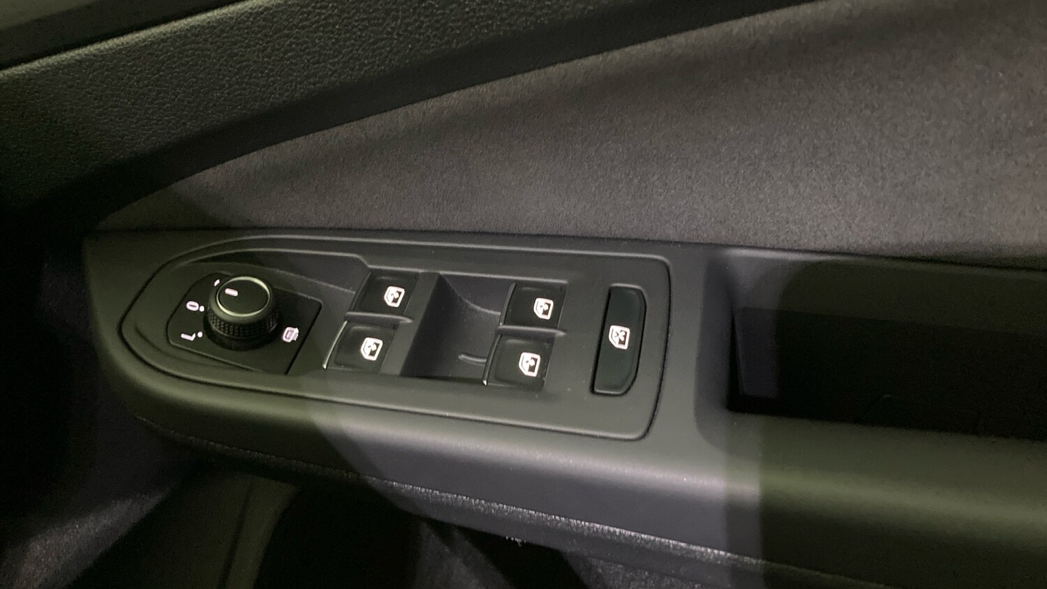 Used Volkswagen Golf 2023 for sale - 78131690: Photo 32