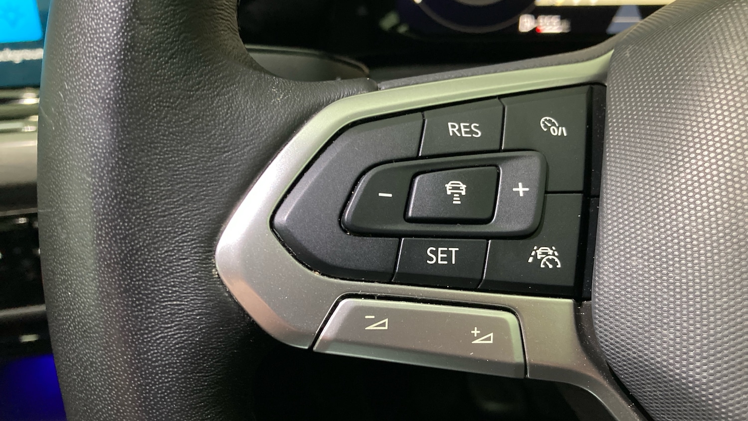 Used Volkswagen Golf 2024 for sale - 77035726: Photo 17