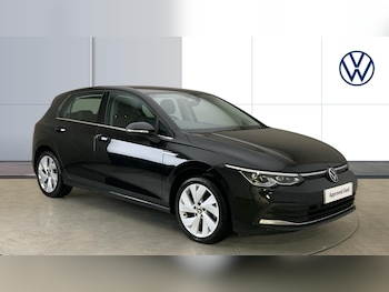 Used Volkswagen Golf 2024 for sale - 77035726: Photo