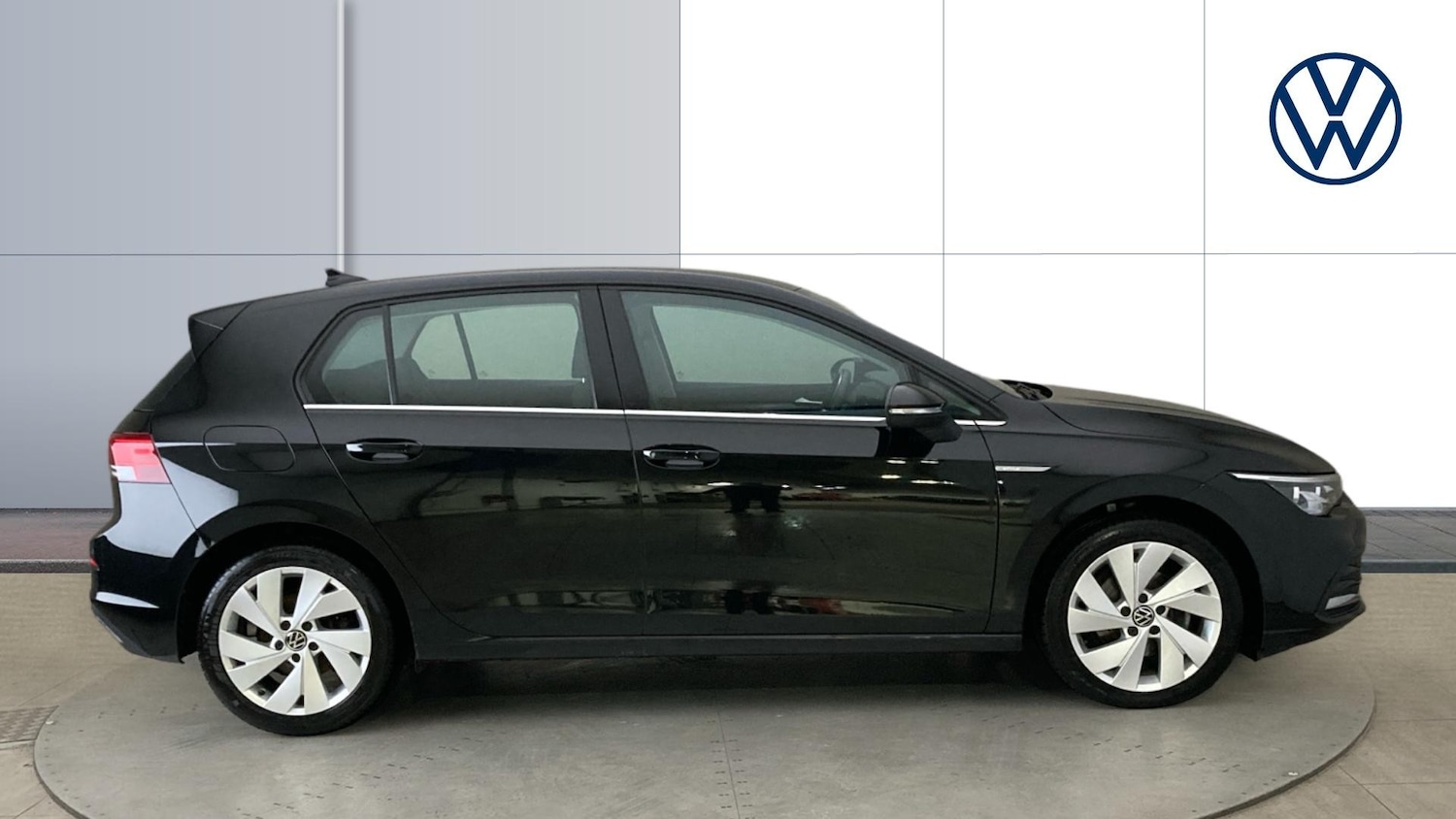 Used Volkswagen Golf 2024 for sale - 77035726: Photo 4