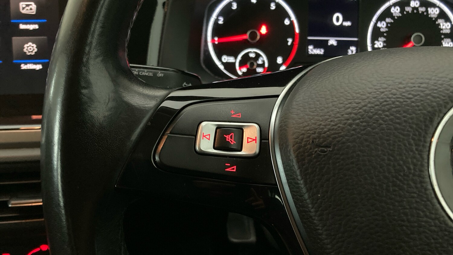 Used Volkswagen Polo 2020 for sale - 76627775: Photo 17