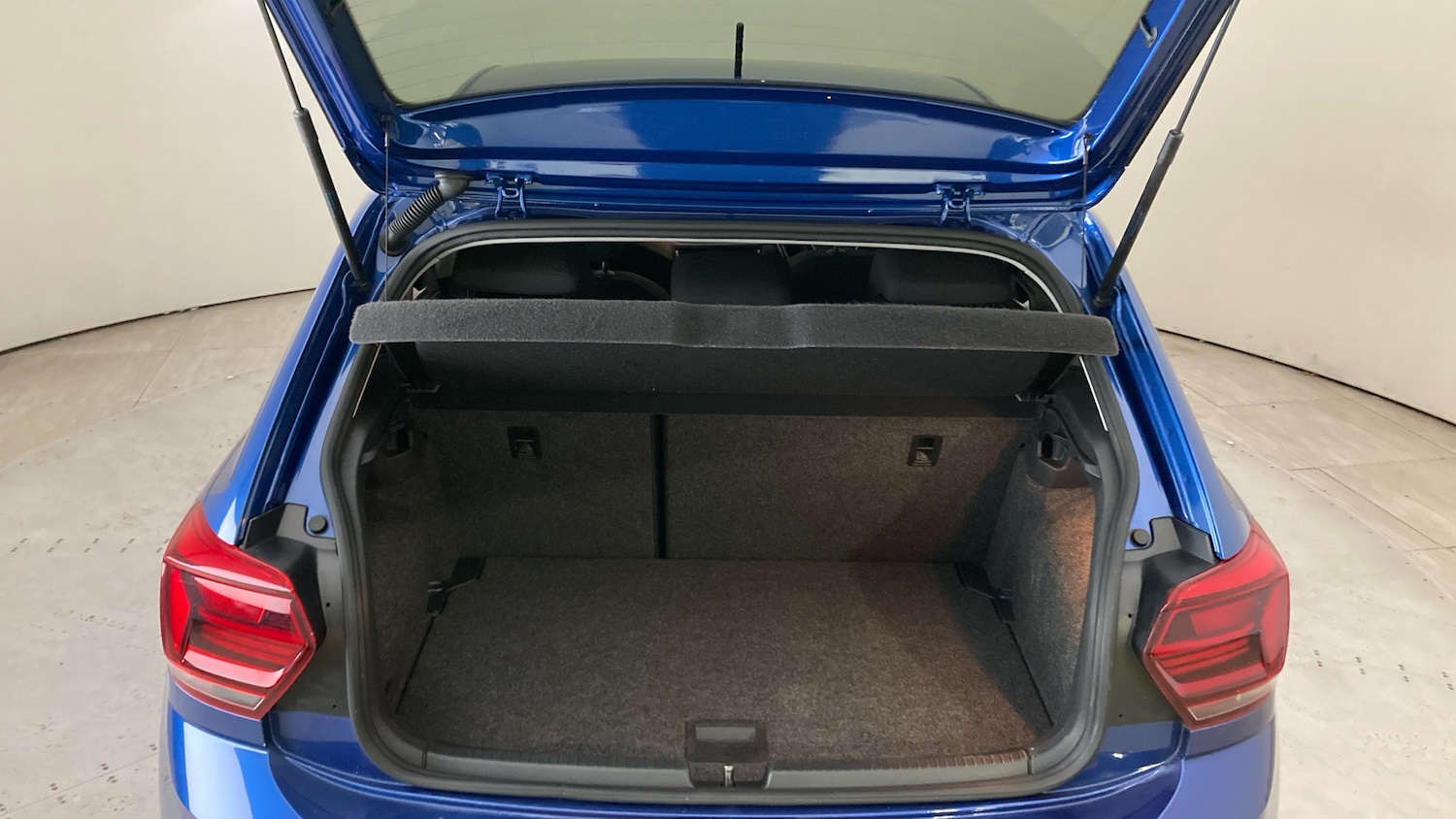 Used Volkswagen Polo 2020 for sale - 76627775: Photo 20