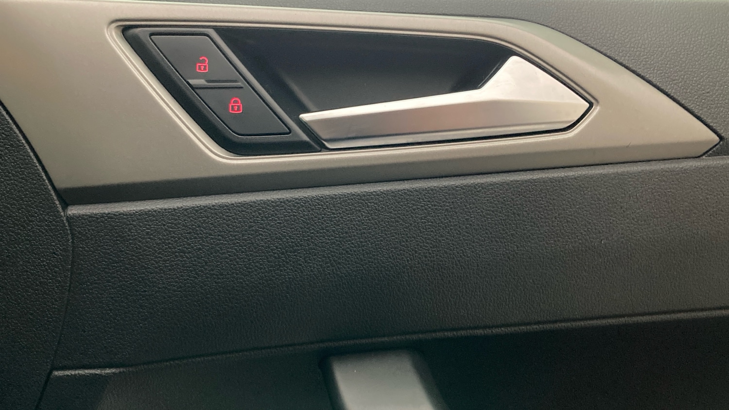 Used Volkswagen Polo 2020 for sale - 76627775: Photo 29