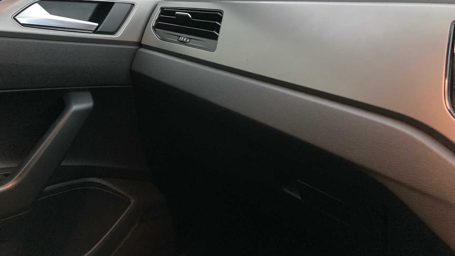 Used Volkswagen Polo 2020 for sale - 76627775: Photo 32