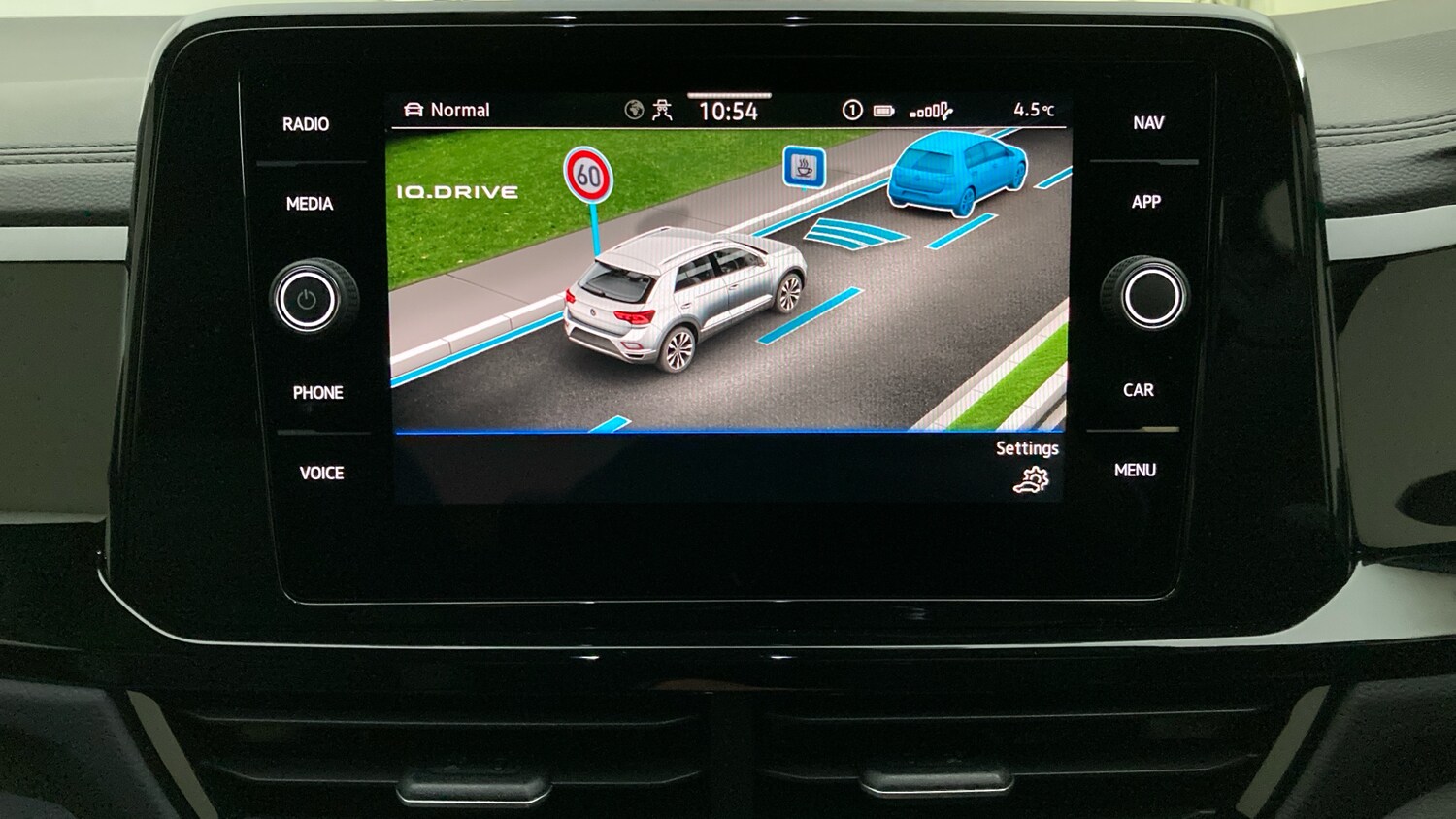 Used Volkswagen T-Roc 2025 for sale - 77715264: Photo 27