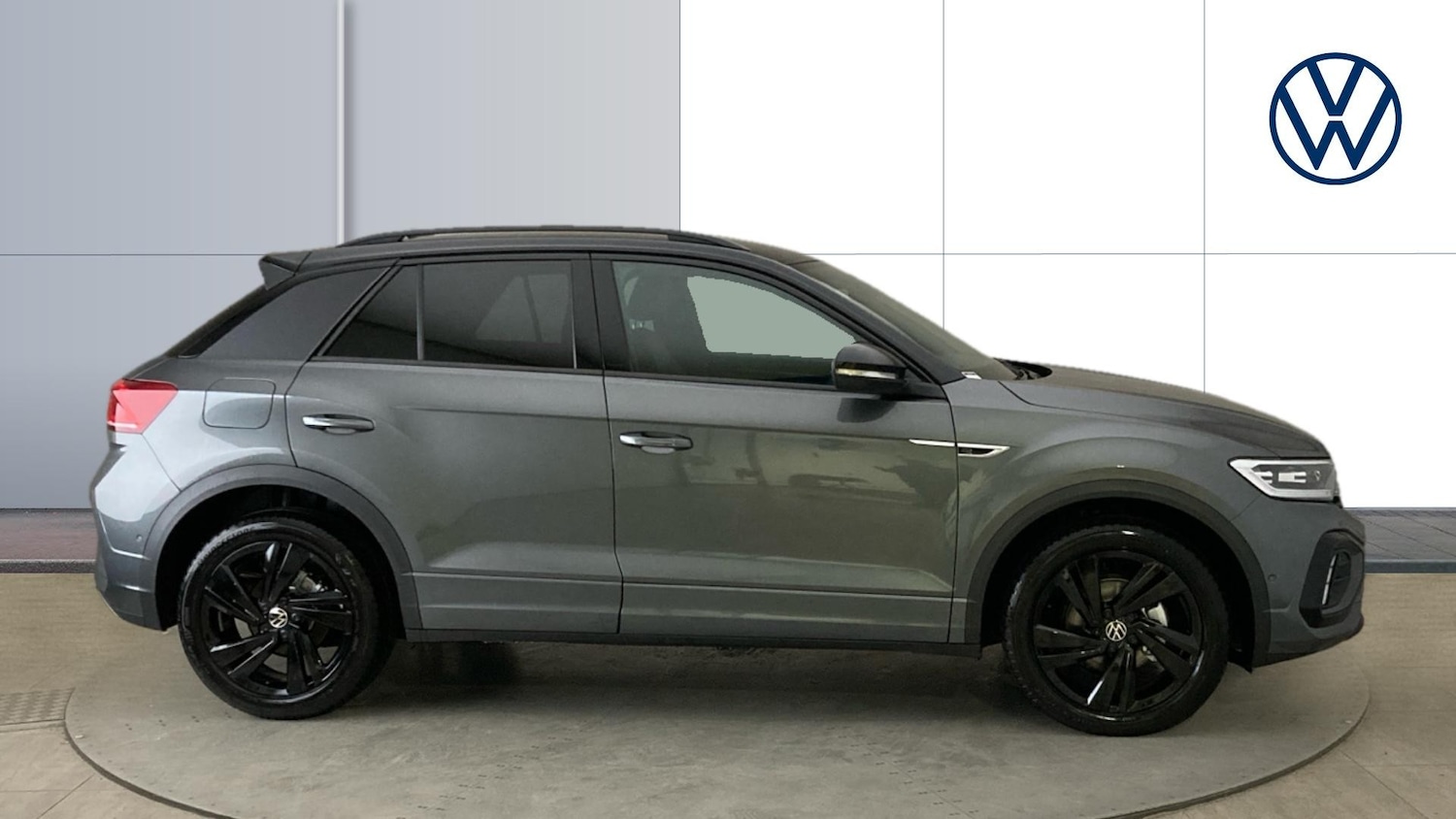 Used Volkswagen T-Roc 2025 for sale - 77715264: Photo 4