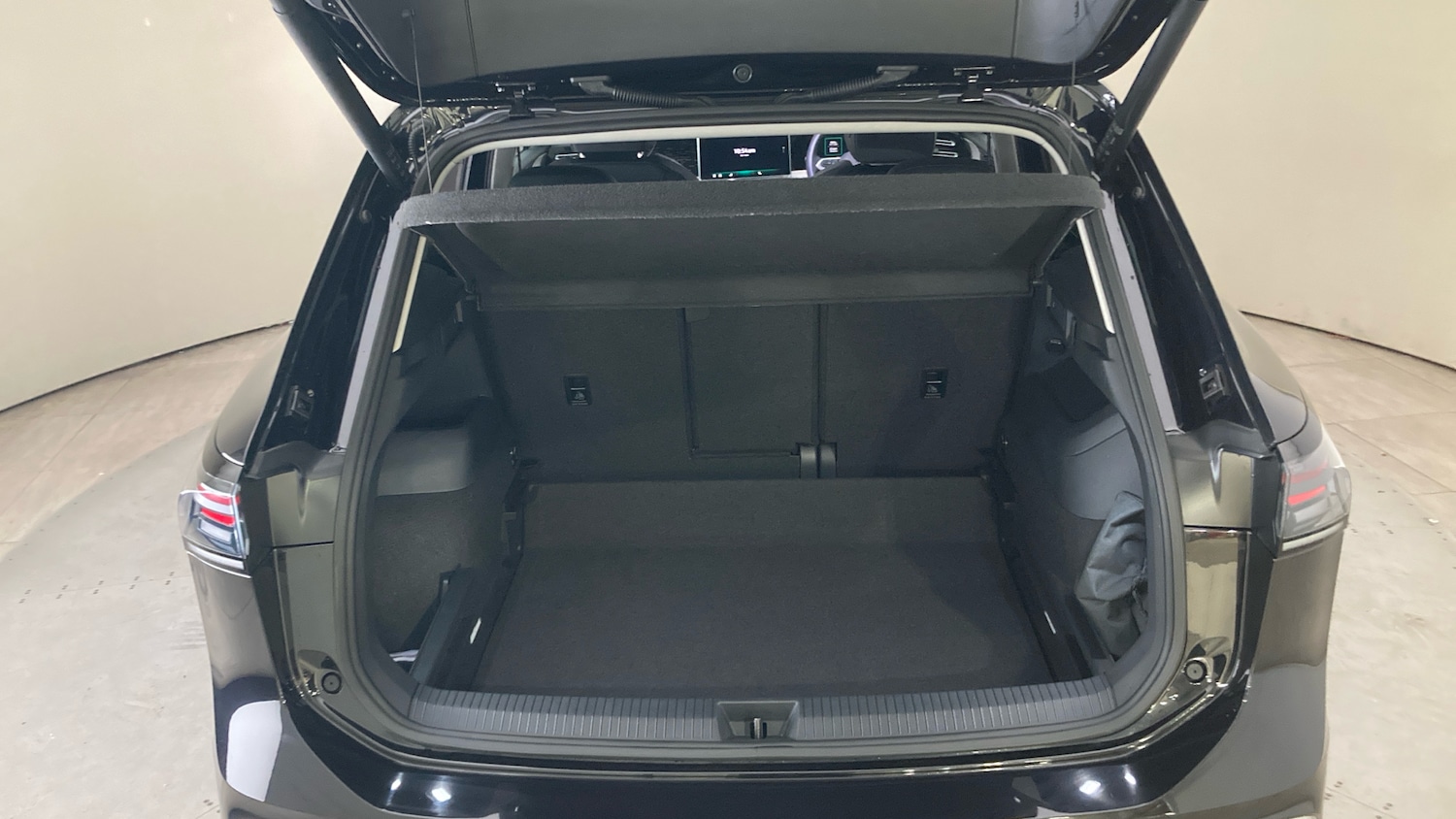 Used Volkswagen Tiguan 2024 for sale - 76568359: Photo 20