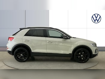 Used Volkswagen T-Roc 2022 for sale - 75399203: Photo