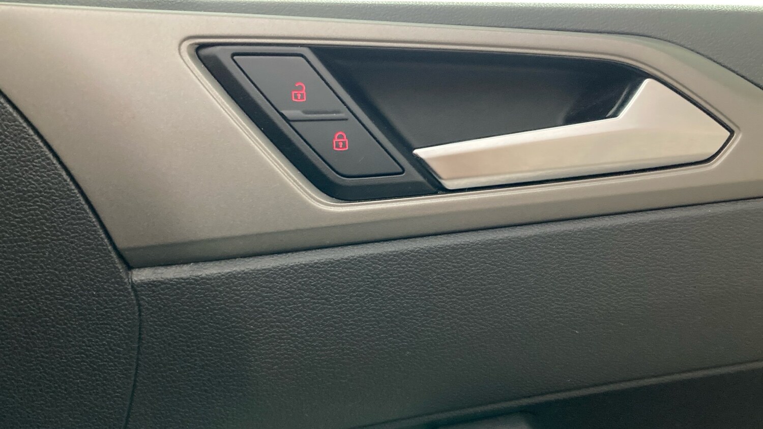 Used Volkswagen Polo 2019 for sale - 76101215: Photo 26
