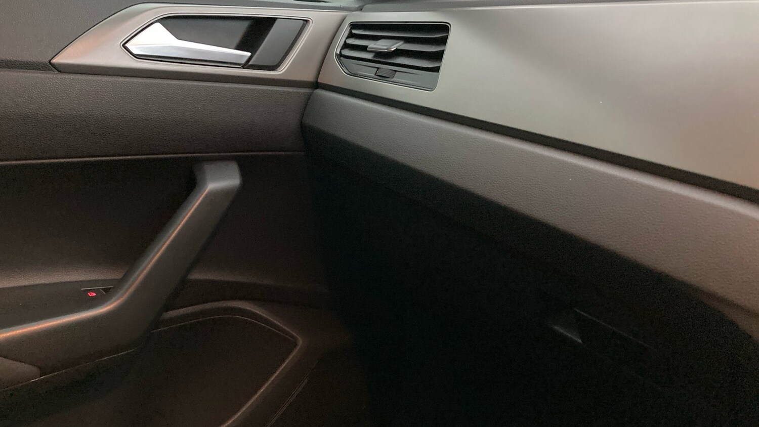 Used Volkswagen Polo 2019 for sale - 76101215: Photo 28