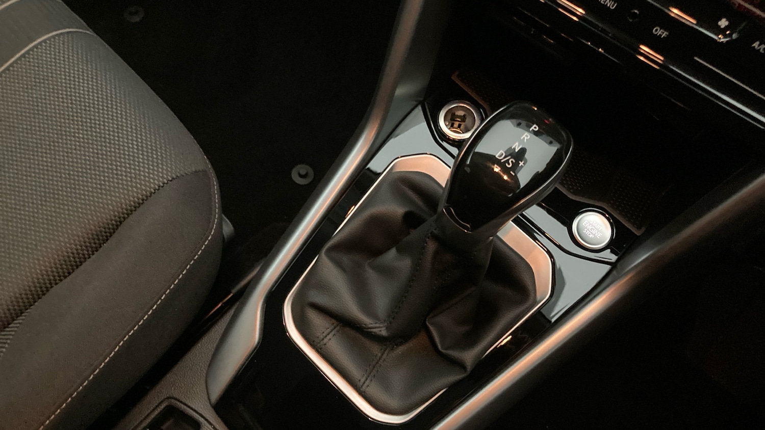 Used Volkswagen T-Roc 2025 for sale - 76921177: Photo 14