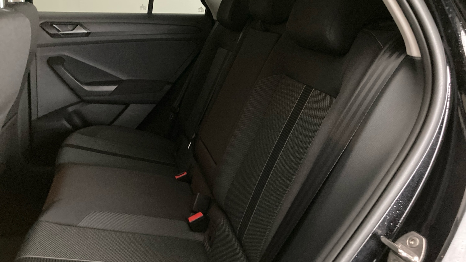 Used Volkswagen T-Roc 2025 for sale - 76921177: Photo 16