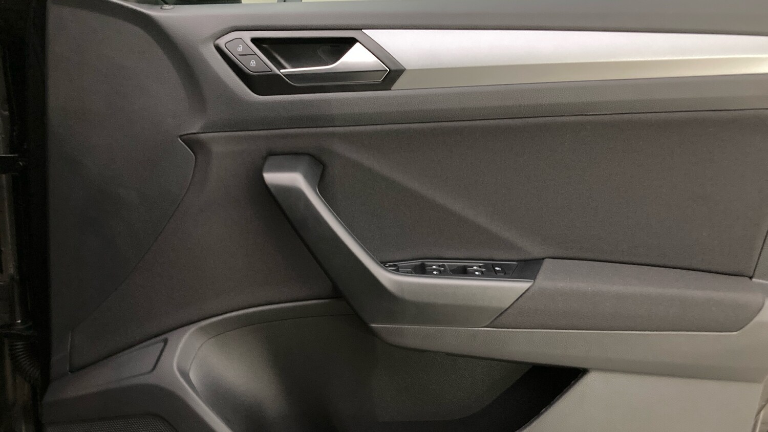 Used Volkswagen T-Roc 2025 for sale - 76921177: Photo 19