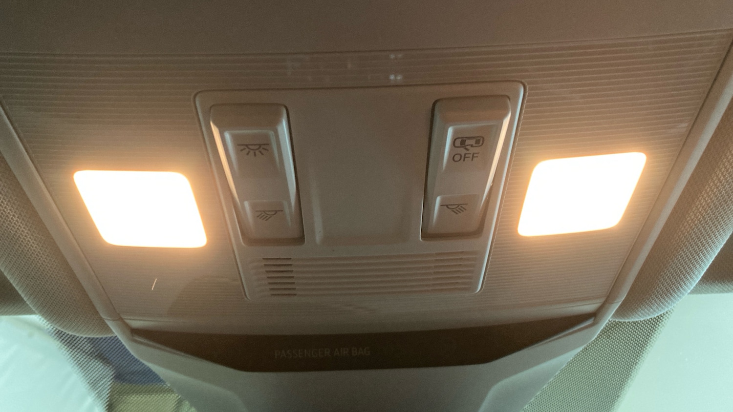 Used Volkswagen T-Roc 2025 for sale - 76921177: Photo 29