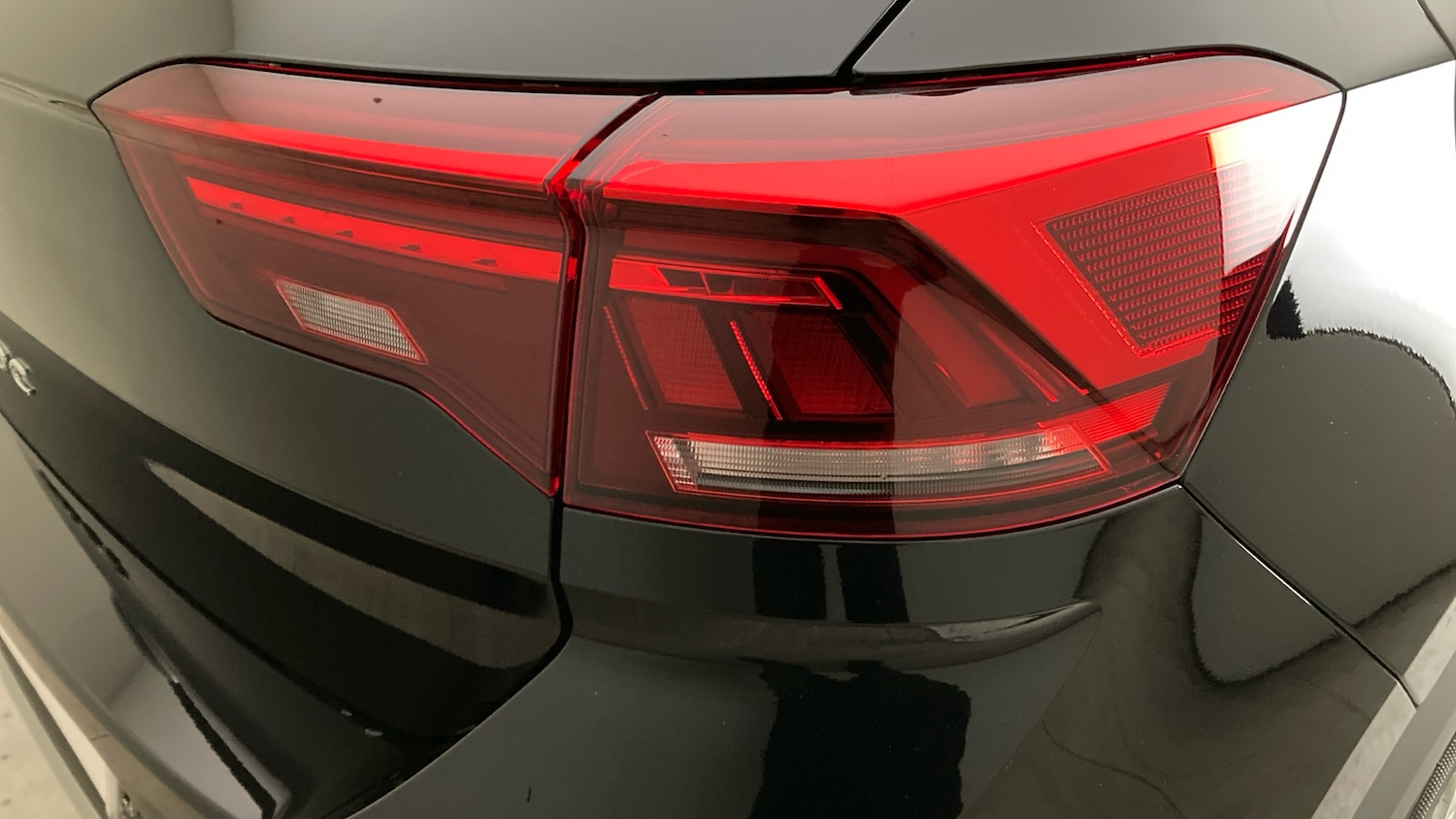 Used Volkswagen T-Roc 2025 for sale - 76921177: Photo 38