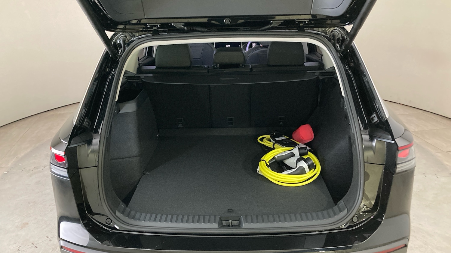 Used Volkswagen Touran 2025 for sale - 77749525: Photo 20