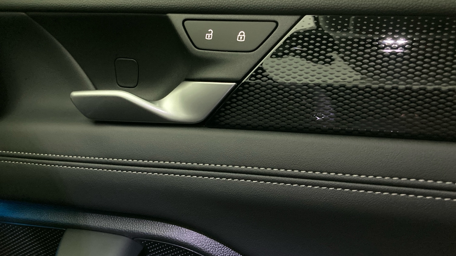 Used Volkswagen Touran 2025 for sale - 77749525: Photo 32