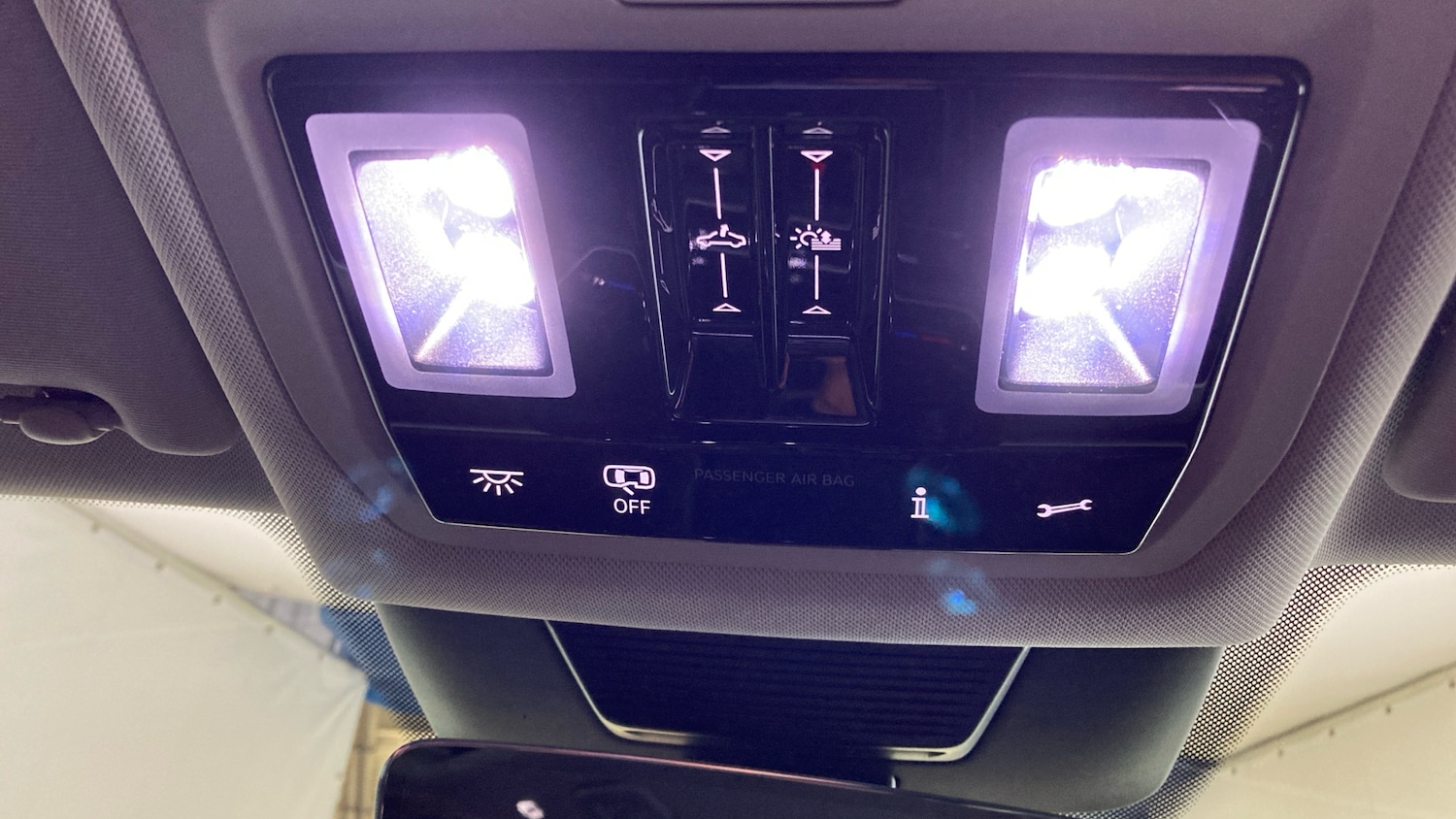 Used Volkswagen Touran 2025 for sale - 77749525: Photo 34