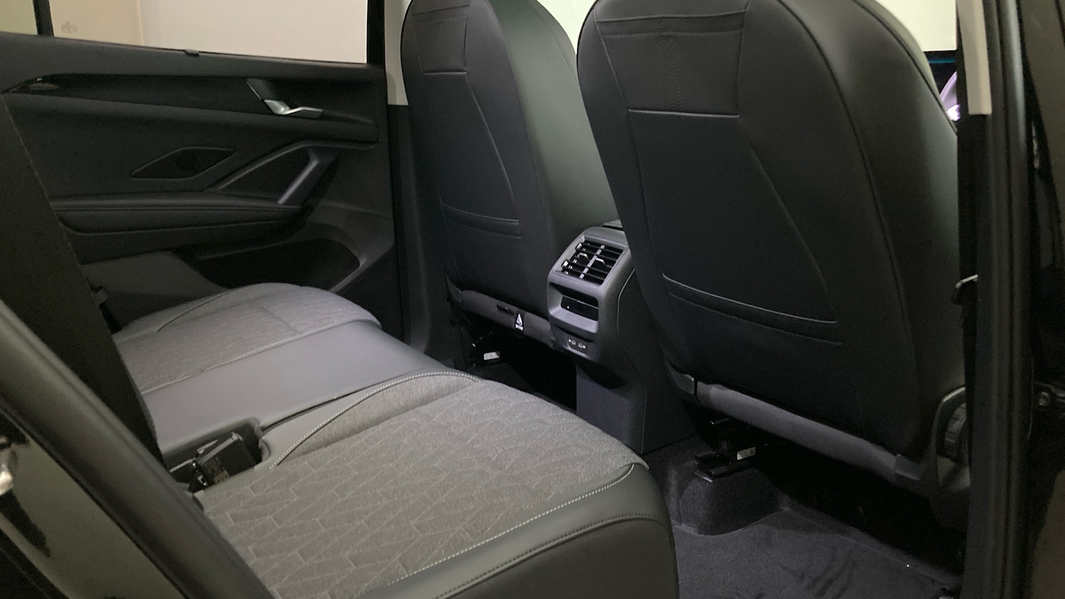 Used Volkswagen Touran 2025 for sale - 77749525: Photo 37