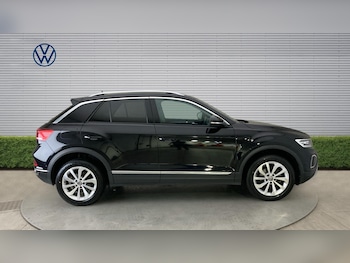 Used Volkswagen T-Roc 2023 for sale - 79369106: Photo