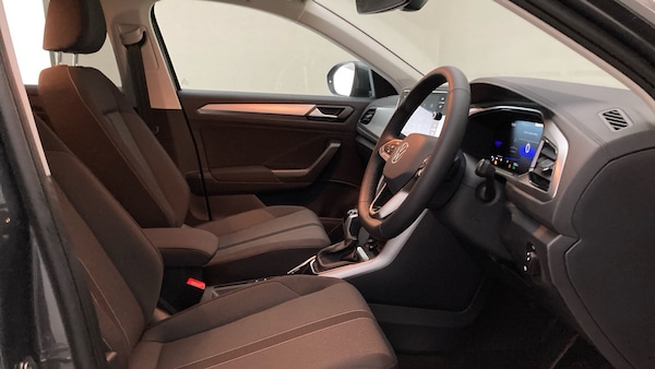Used Volkswagen T-Roc 2025 for sale - 76299245: Photo 15
