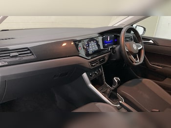 Used Volkswagen Polo 2022 for sale - 76480209: Photo