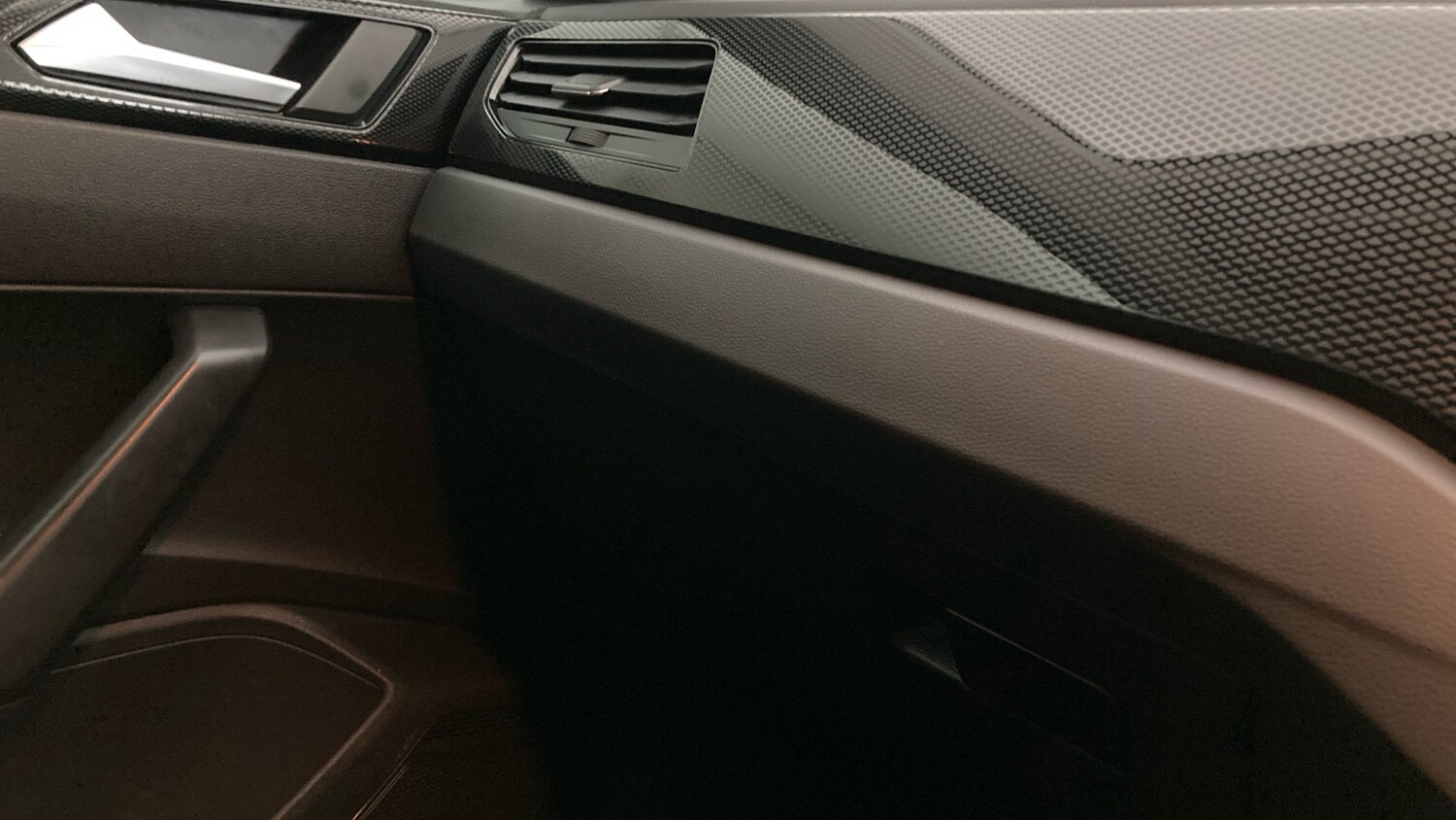 Used Volkswagen Polo 2022 for sale - 76480209: Photo 32