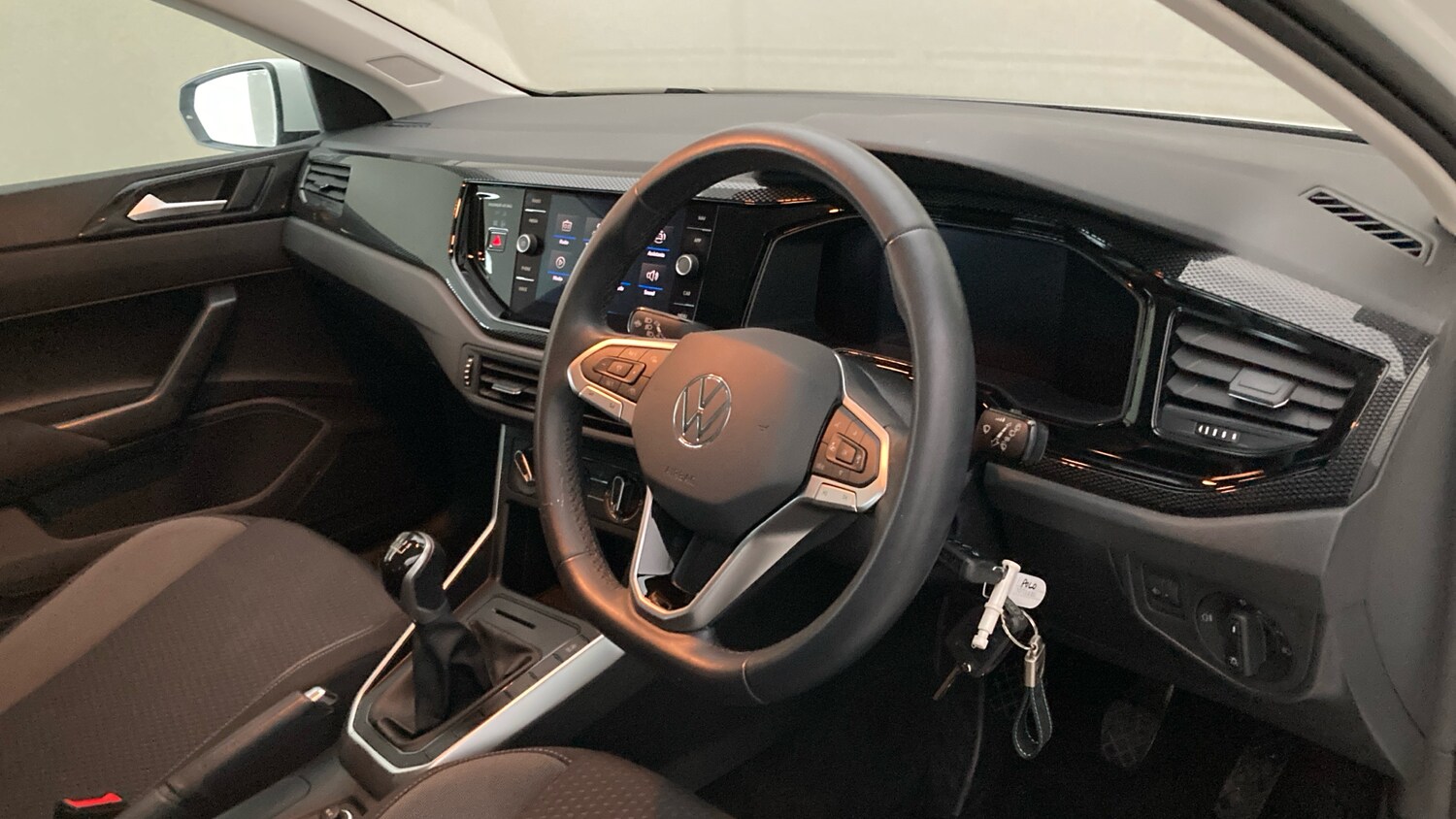 Used Volkswagen Polo 2022 for sale - 76480209: Photo 6