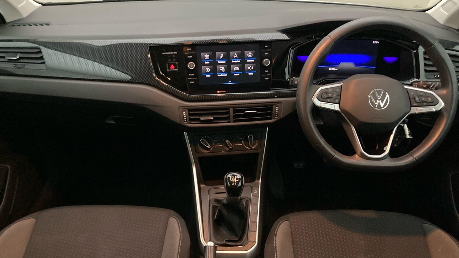 Used Volkswagen Polo 2022 for sale - 76480209: Photo 9