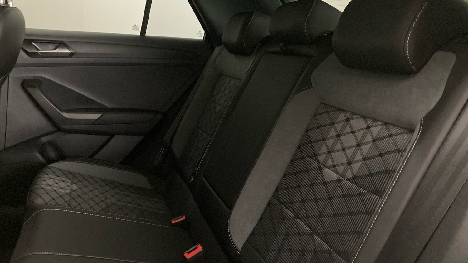 Used Volkswagen T-Roc 2025 for sale - 77802262: Photo 16