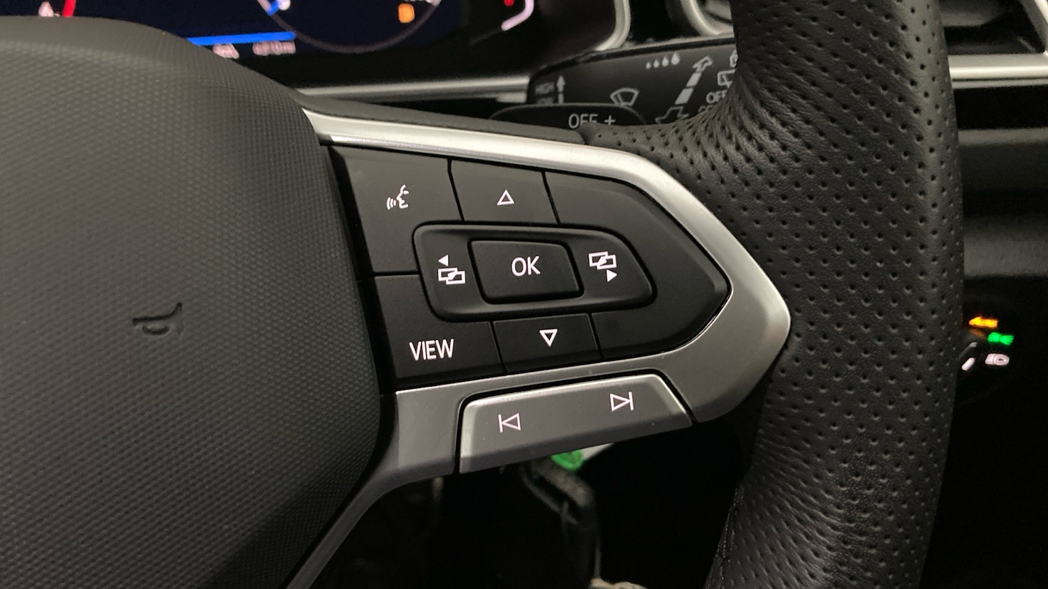 Used Volkswagen T-Roc 2025 for sale - 77802262: Photo 18