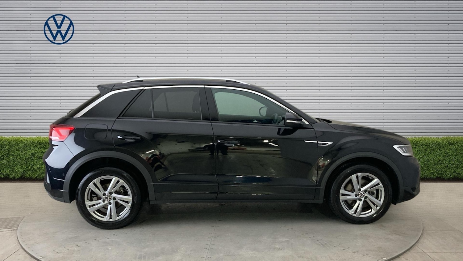 Used Volkswagen T-Roc 2025 for sale - 77802262: Photo 4