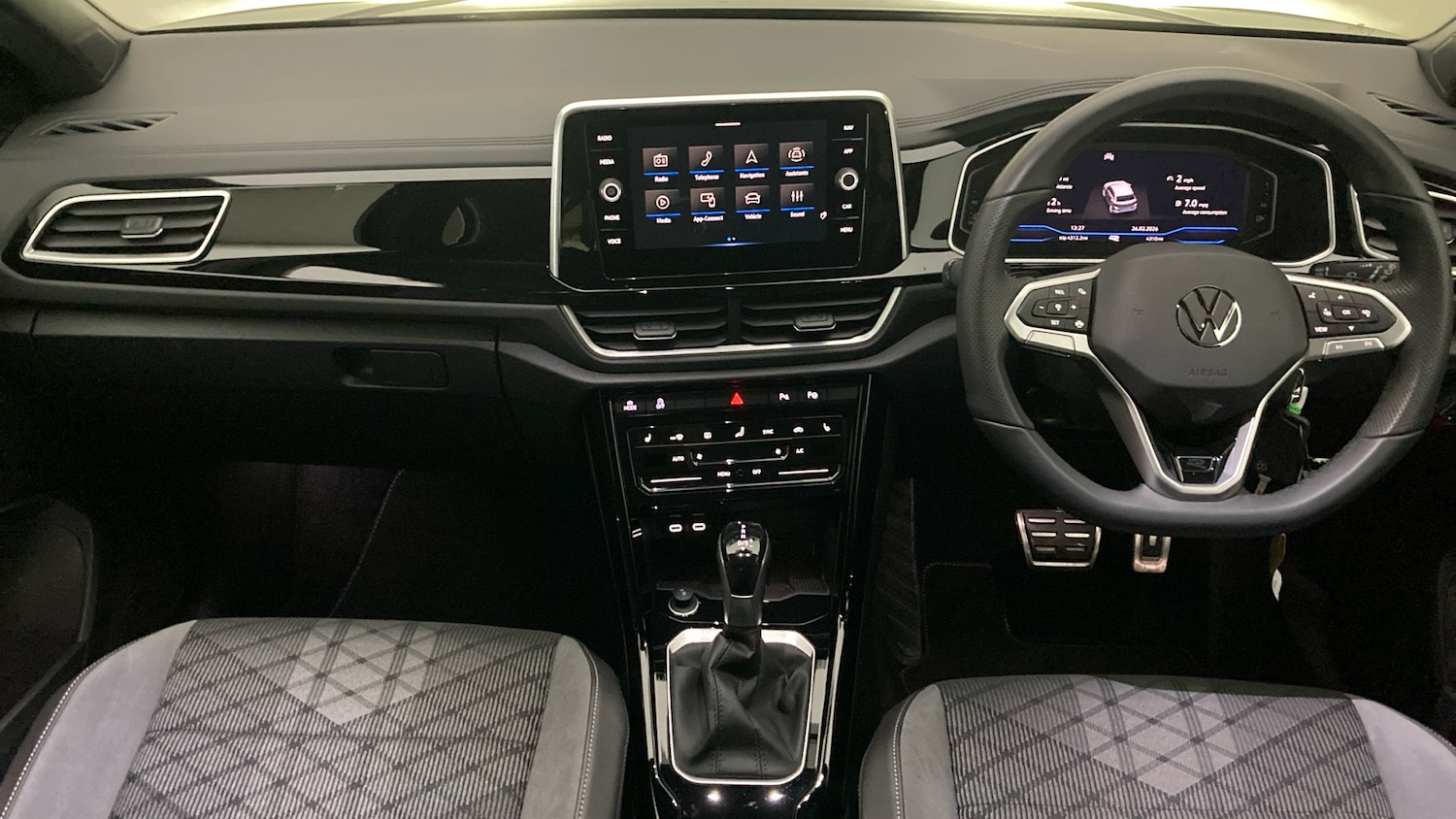 Used Volkswagen T-Roc 2025 for sale - 77802262: Photo 9