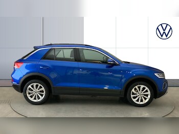 Used Volkswagen T-Roc 2023 for sale - 76720392: Photo