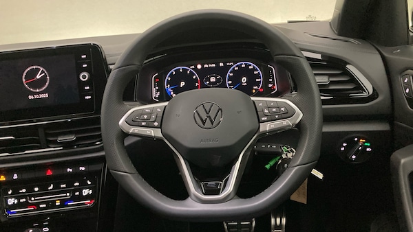 Used Volkswagen T-Roc 2025 for sale - 76263190: Photo 10
