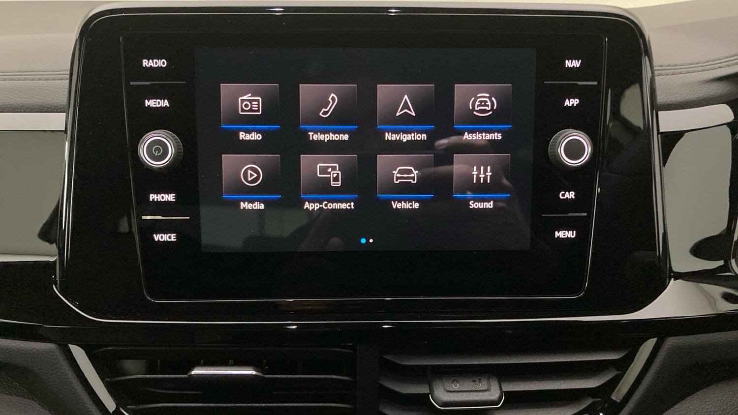 Used Volkswagen T-Roc 2025 for sale - 76263190: Photo 12