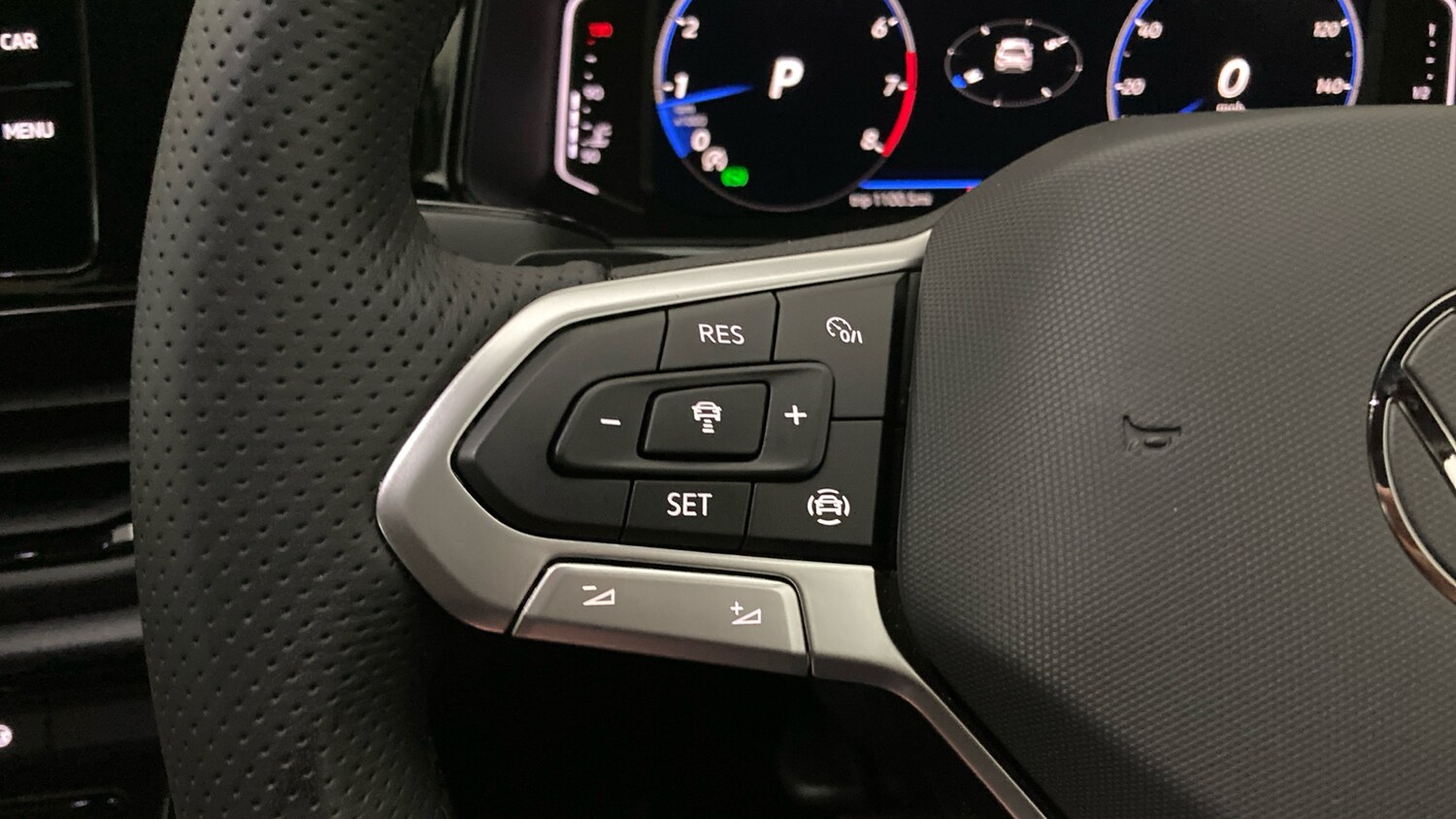 Used Volkswagen T-Roc 2025 for sale - 76263190: Photo 17