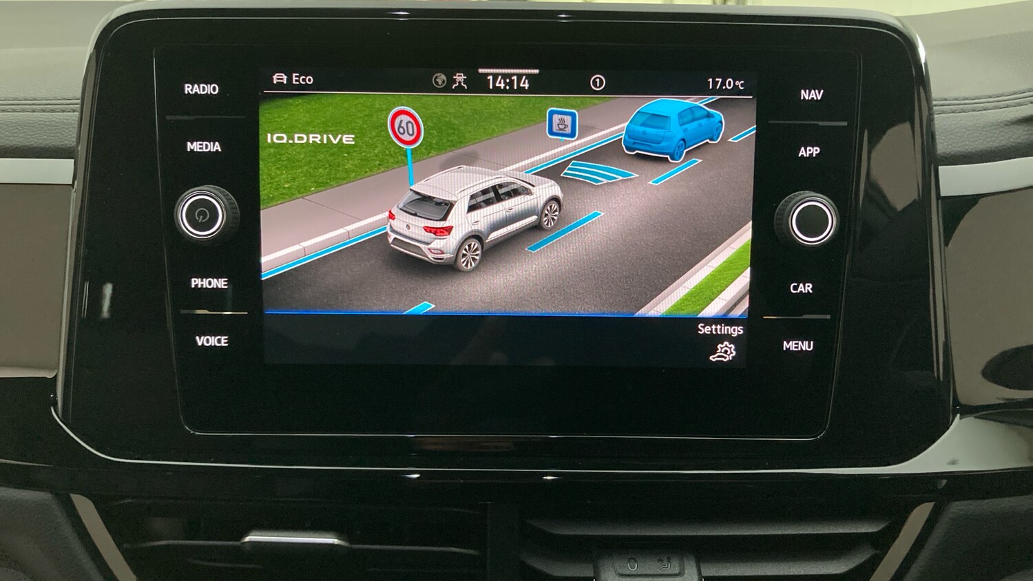 Used Volkswagen T-Roc 2025 for sale - 76263190: Photo 24