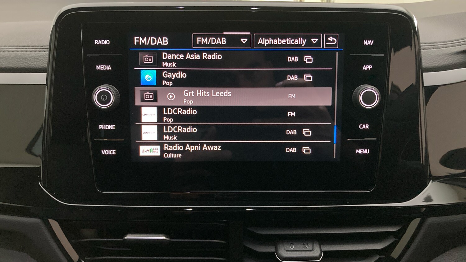 Used Volkswagen T-Roc 2025 for sale - 76263190: Photo 26