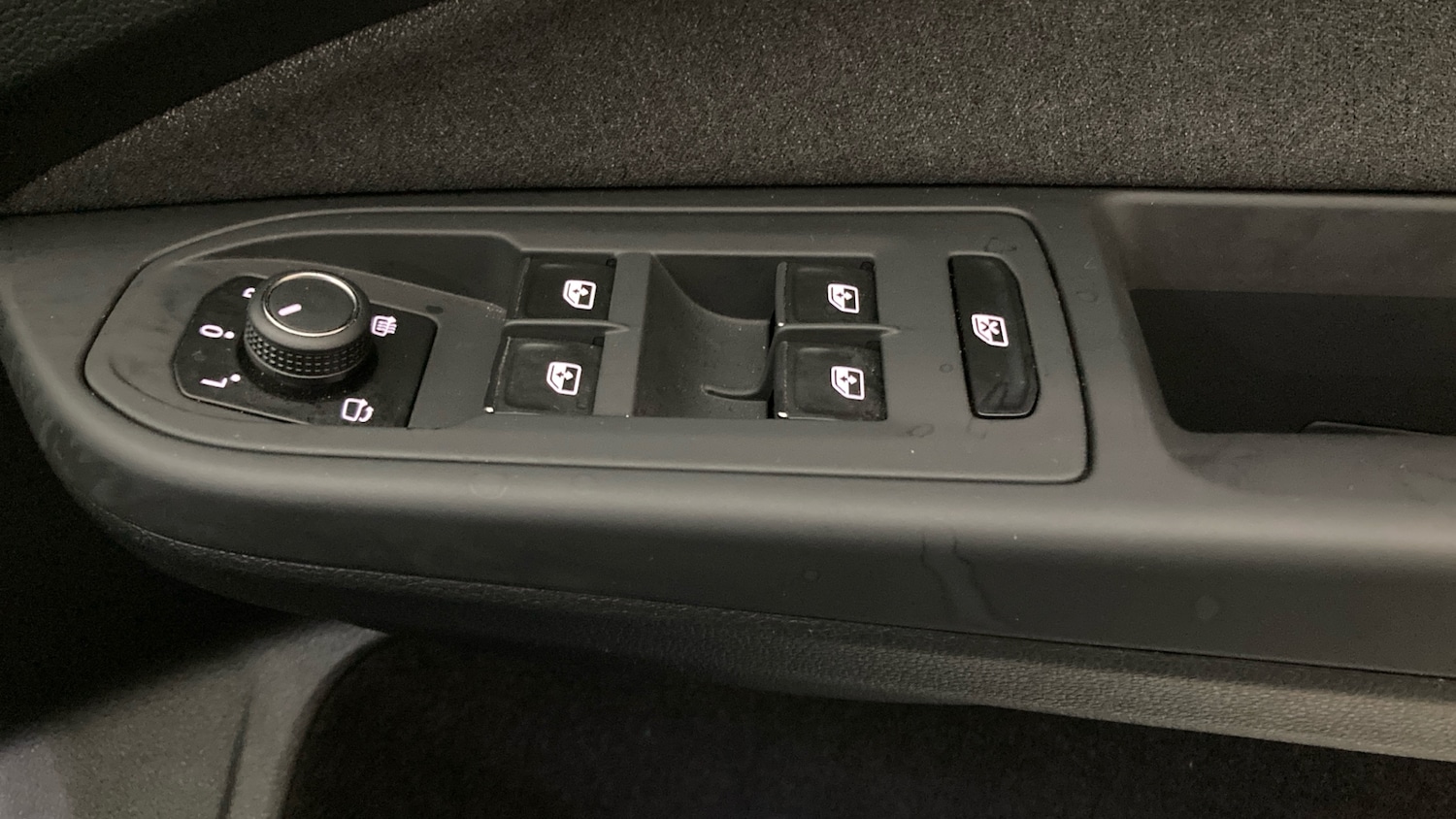 Used Volkswagen Golf 2024 for sale - 76198073: Photo 33