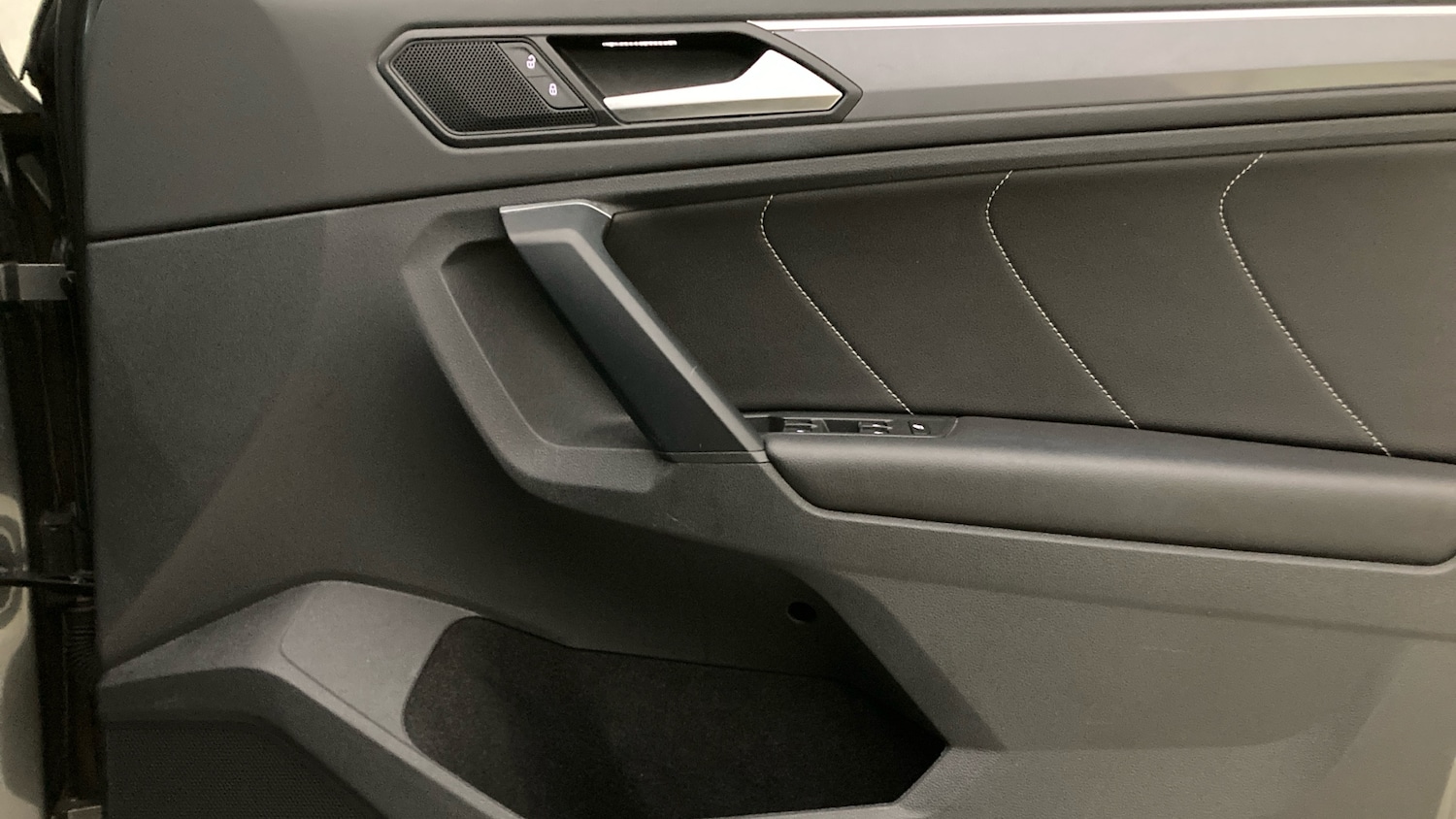 Used Volkswagen Tiguan 2018 for sale - 77026021: Photo 19